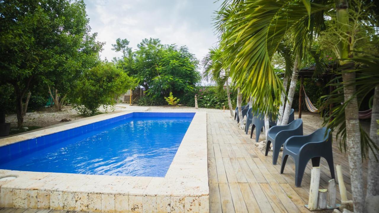 Amalife Beach Club & Hotel Tierra Bomba Eksteriør billede