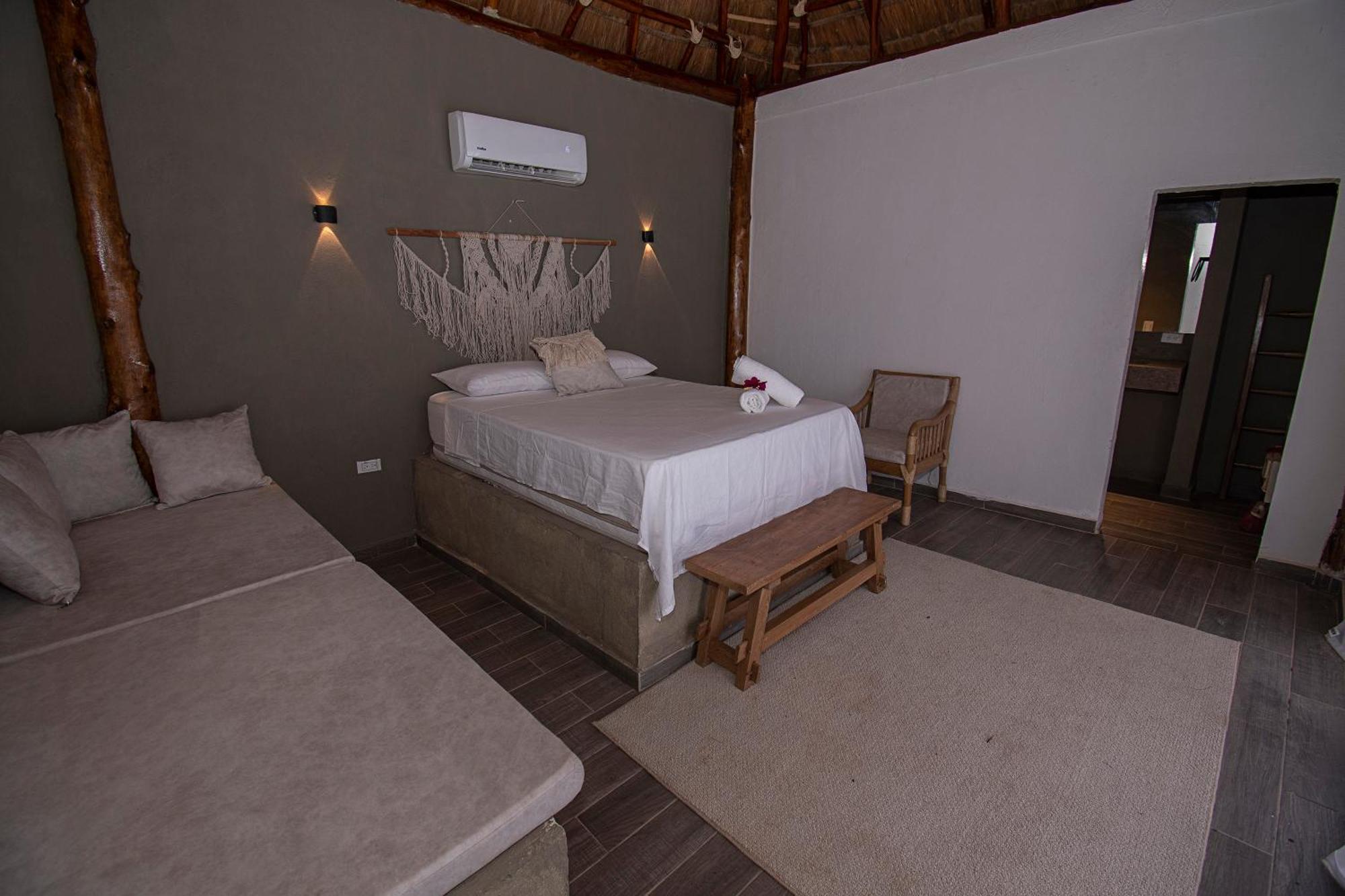 Amalife Beach Club & Hotel Tierra Bomba Eksteriør billede