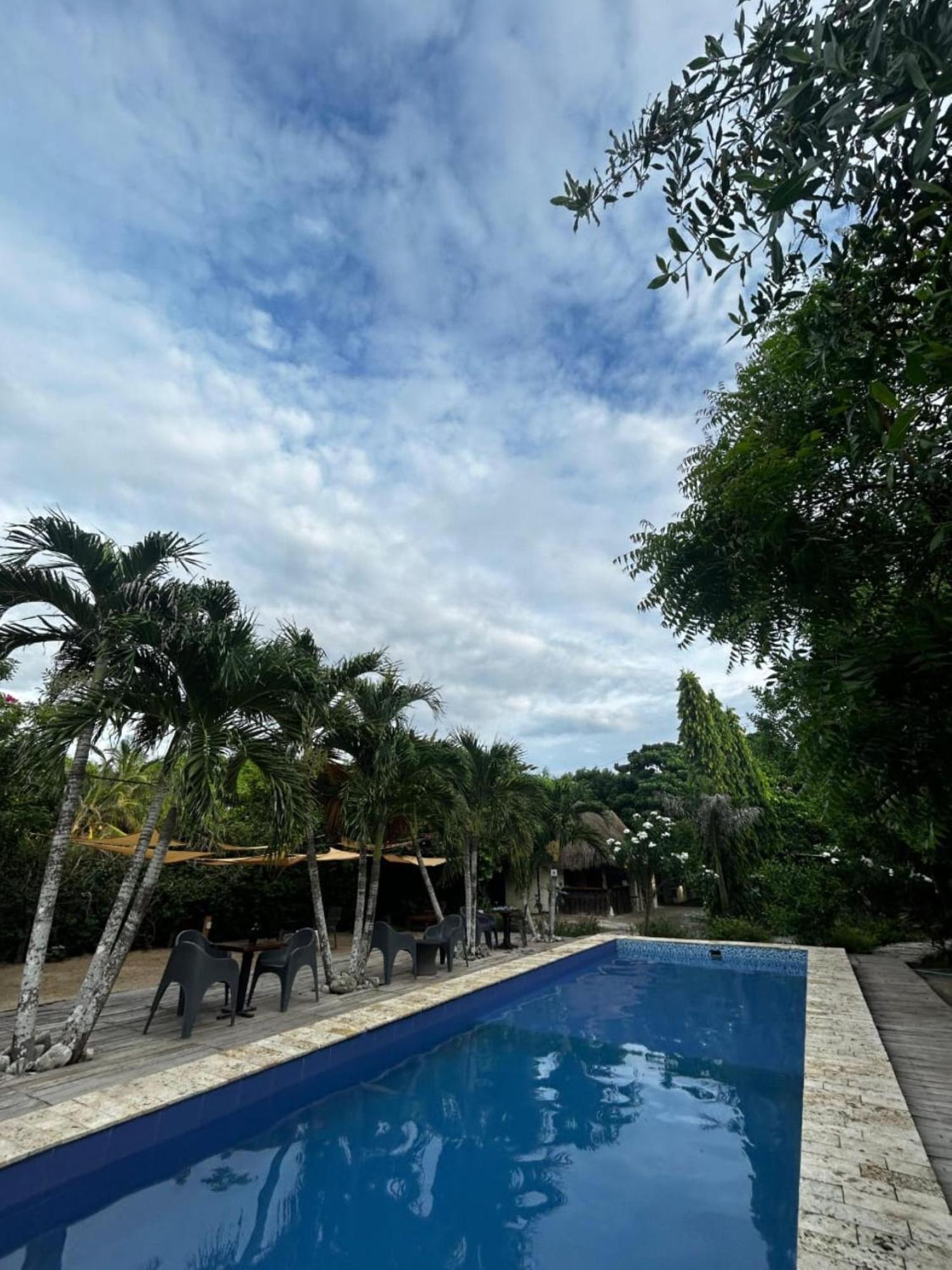 Amalife Beach Club & Hotel Tierra Bomba Eksteriør billede