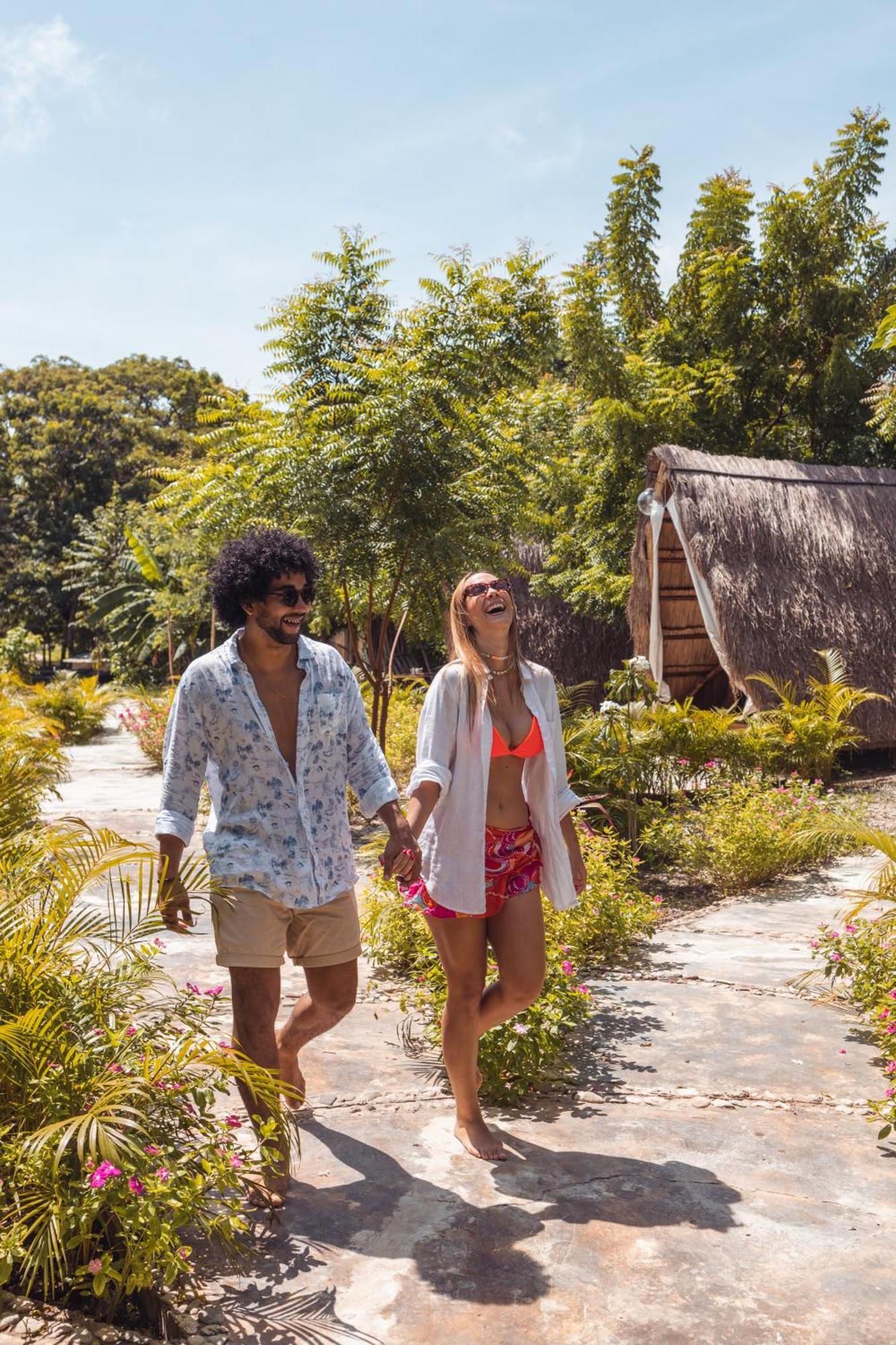 Amalife Beach Club & Hotel Tierra Bomba Eksteriør billede